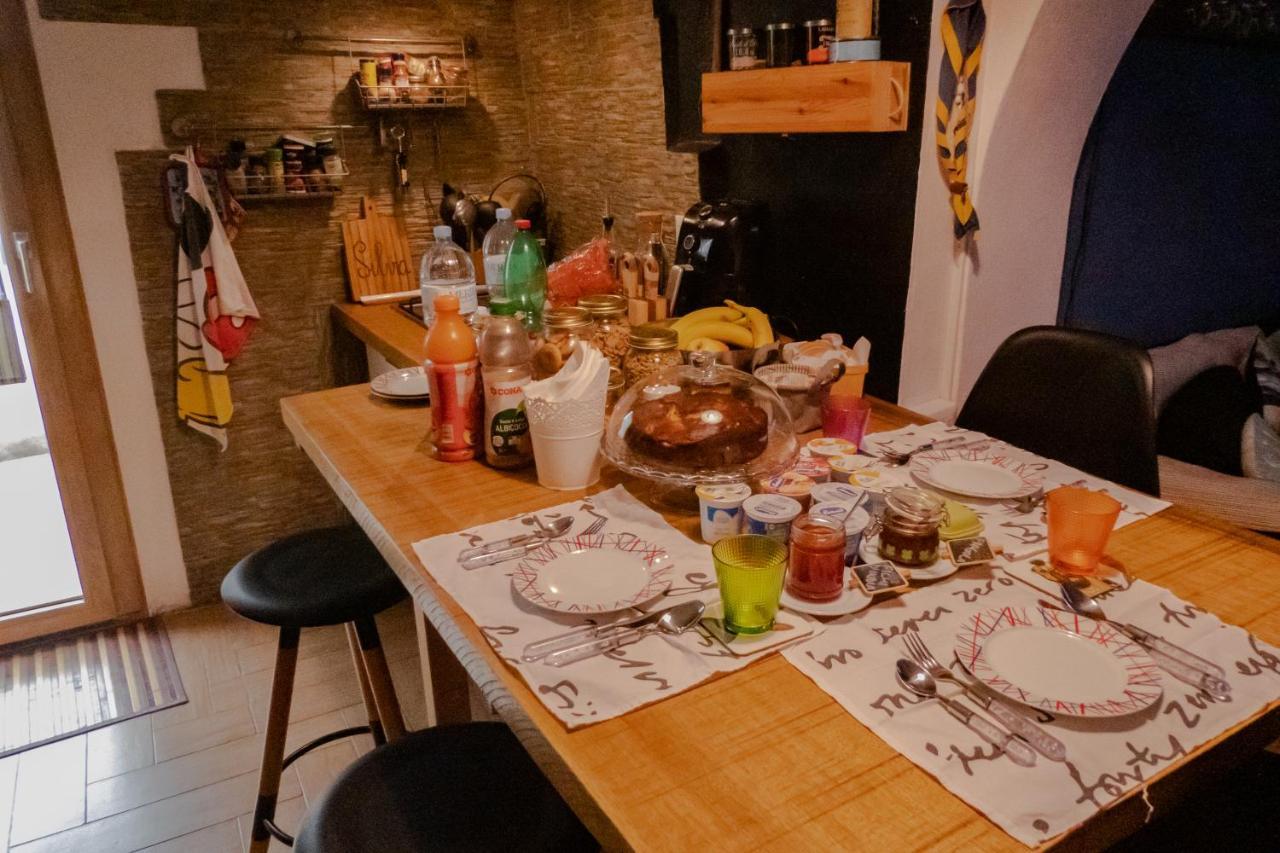 Bed and Breakfast Passaggio A Sud Ovest à Iglesias Extérieur photo