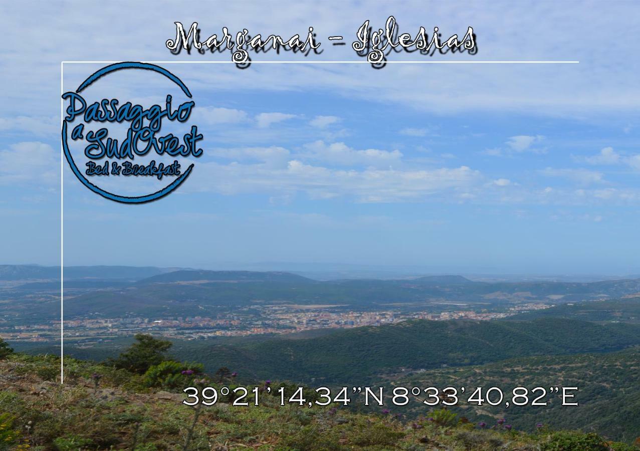 Bed and Breakfast Passaggio A Sud Ovest à Iglesias Extérieur photo